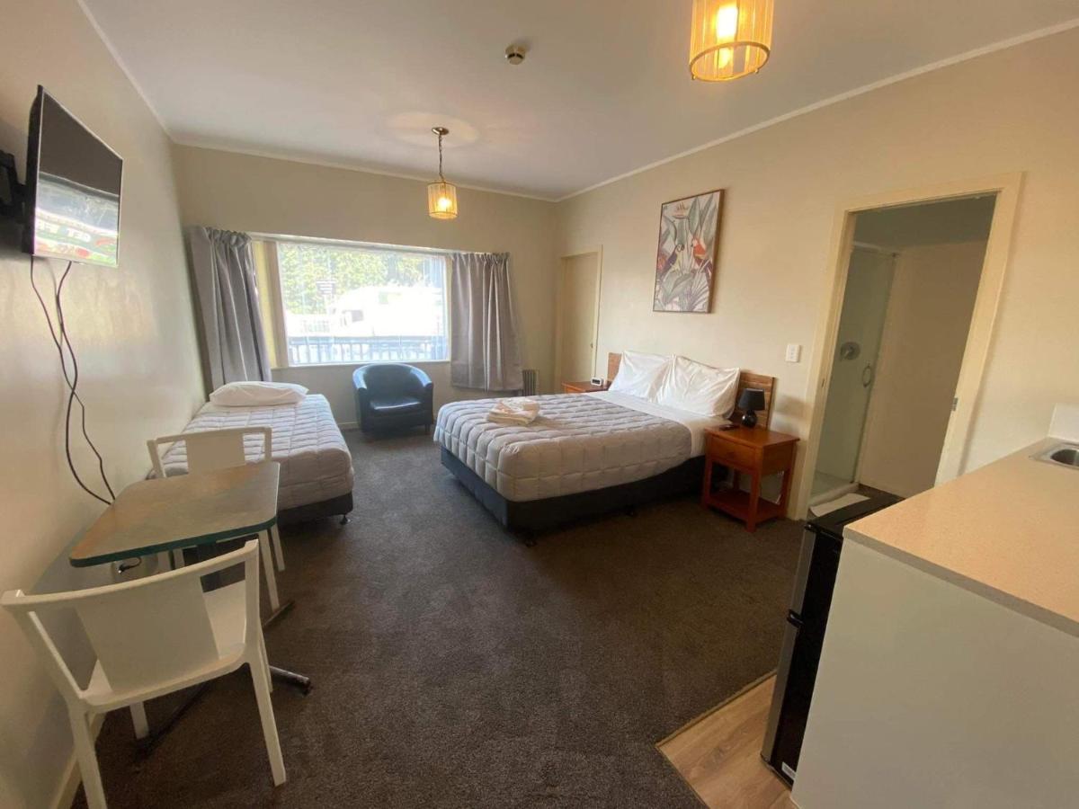Airport Westney Lodge Auckland Eksteriør billede