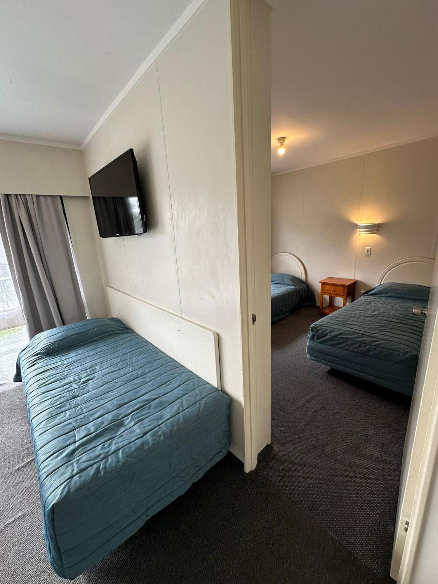 Airport Westney Lodge Auckland Eksteriør billede